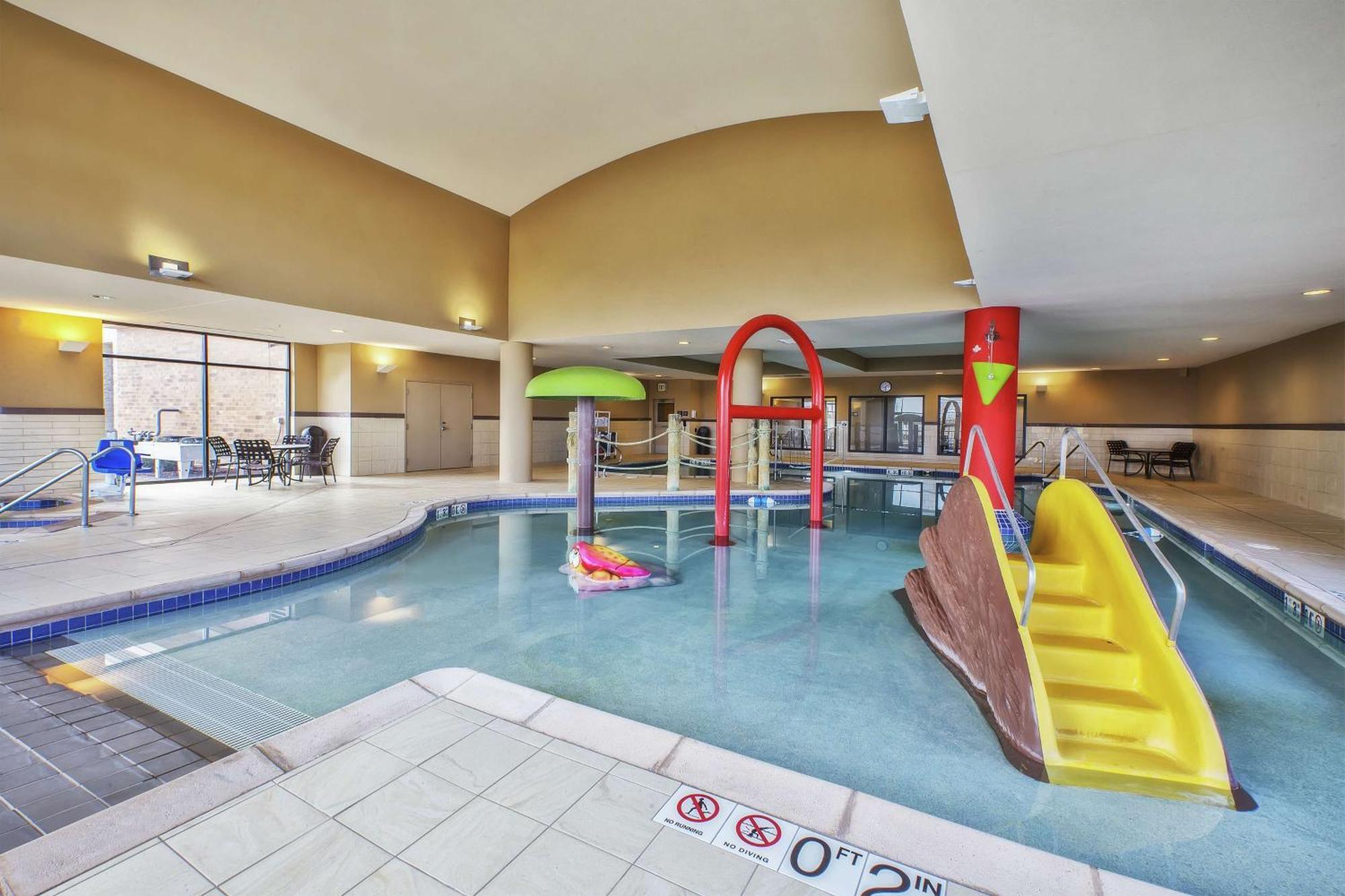 Hampton Inn & Suites Madison - West Exteriör bild