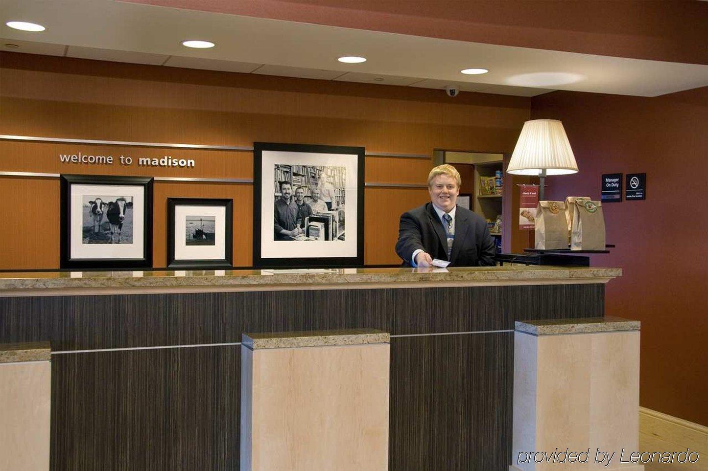Hampton Inn & Suites Madison - West Exteriör bild