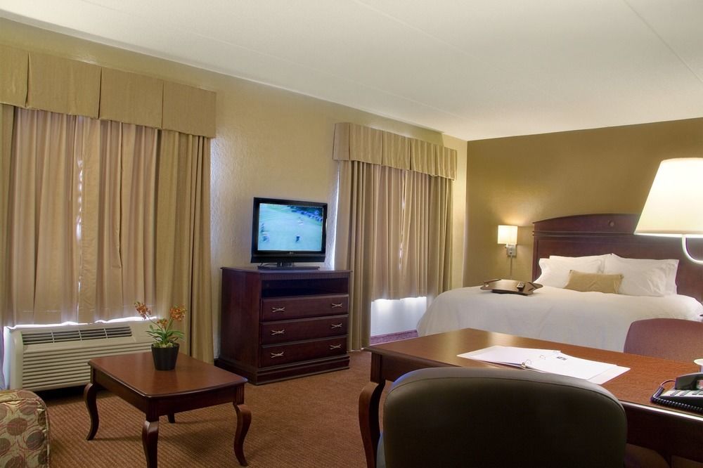 Hampton Inn & Suites Madison - West Rum bild