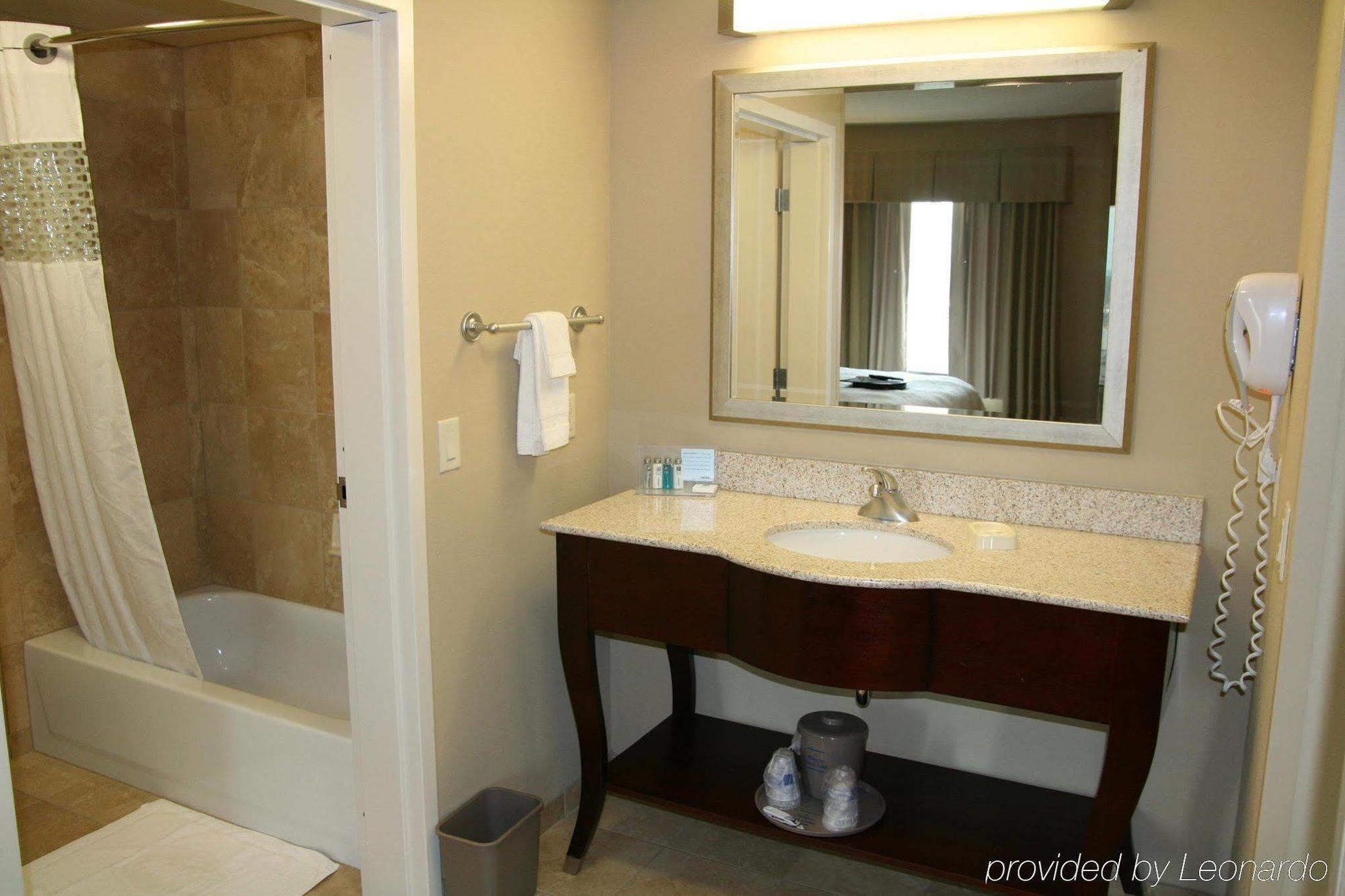 Hampton Inn & Suites Madison - West Rum bild